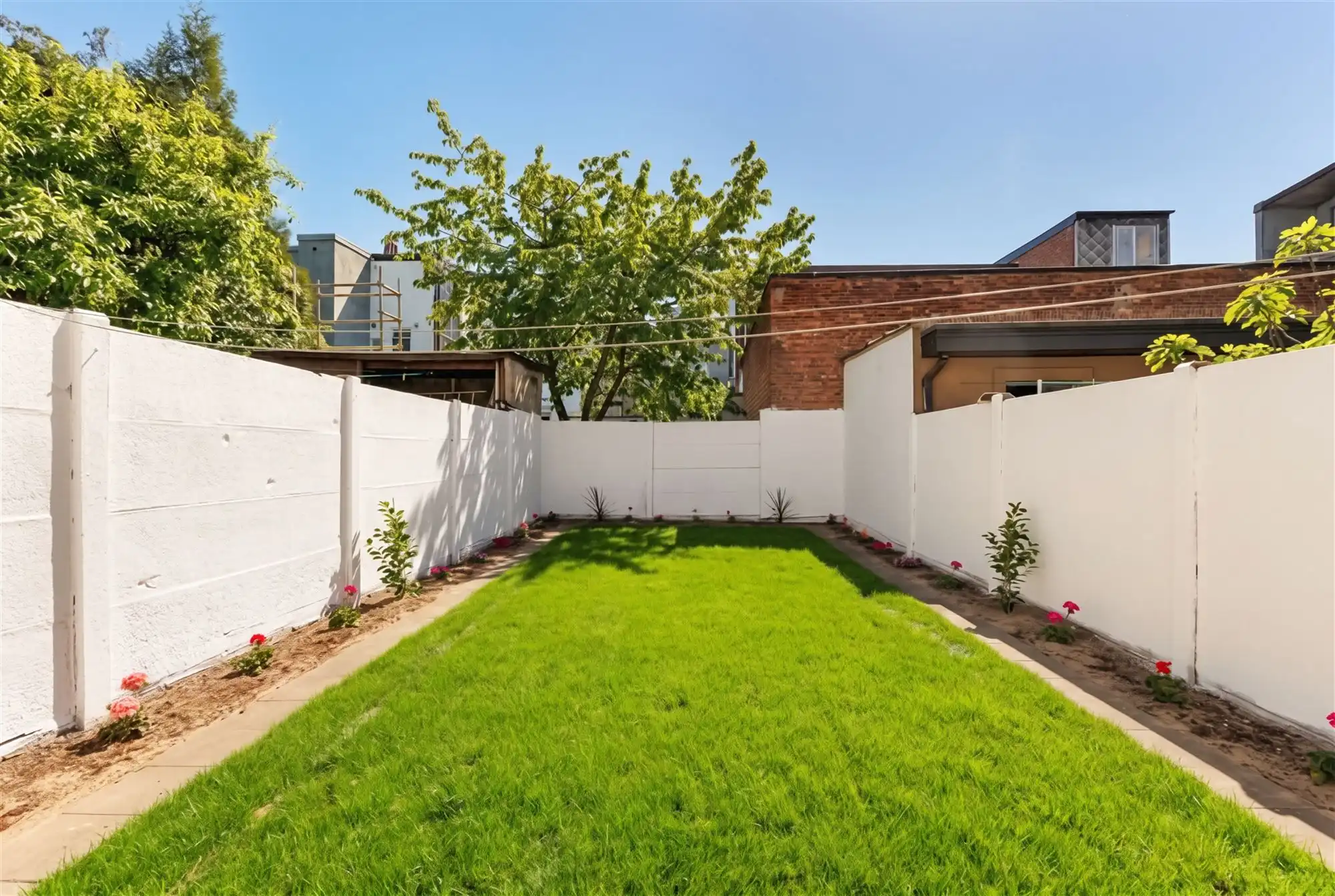 Instapklare woning met 3 slpkmrs., tuin en zonnepanelen foto 21
