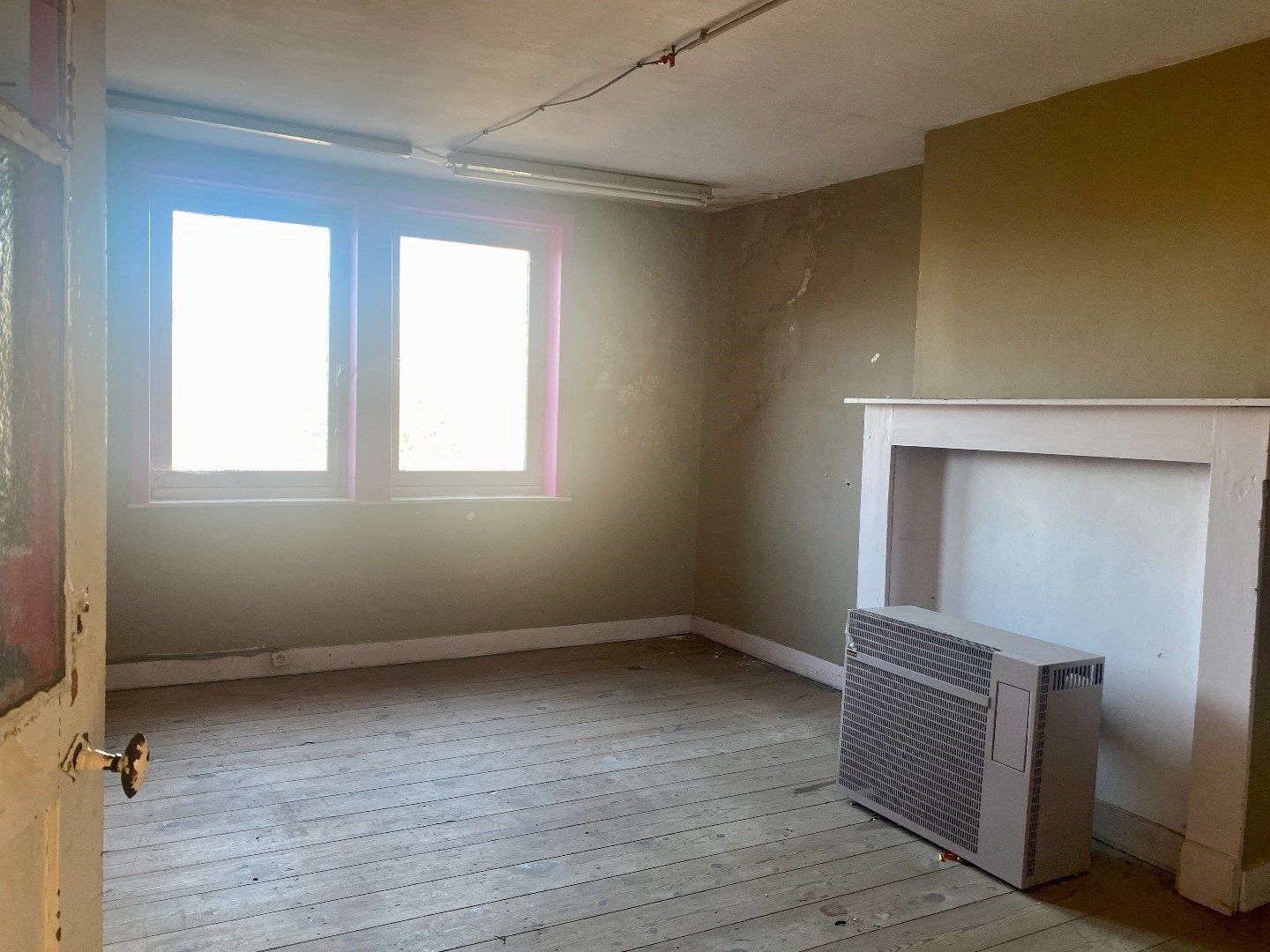 Renovatiewoning met veel mogelijkheden in centrum Kuurne foto 9