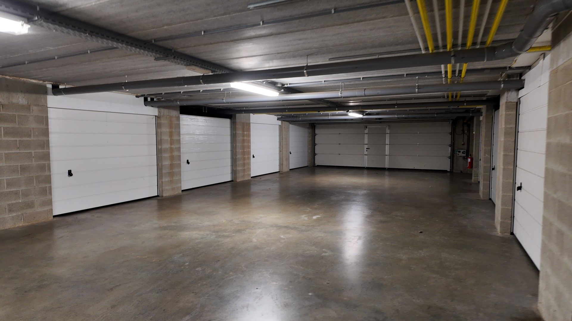 MODERNE DUPLEX TE LANAKEN MET 3SLKP - TE KOOP foto 21