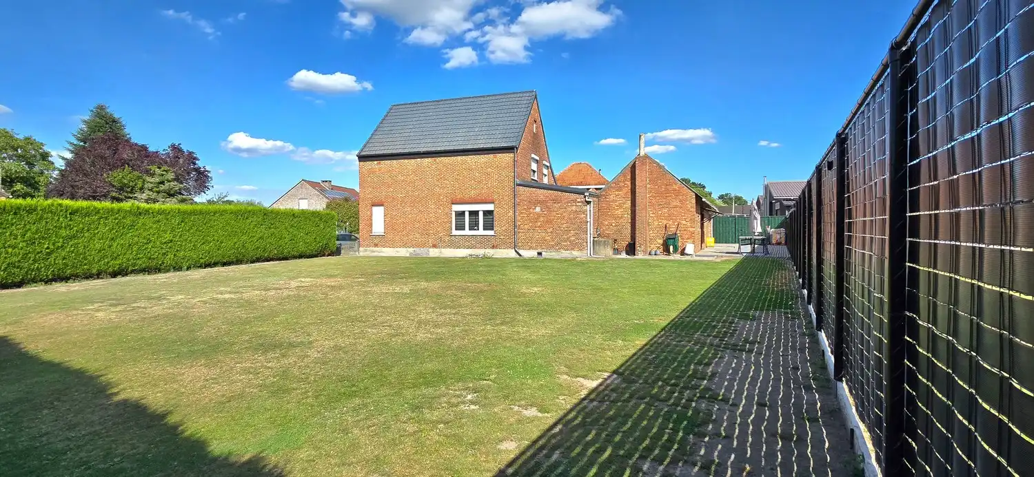 Te koop: Ruime open bebouwing met veel potentieel – Oppenstraat 5, Rummen foto 6