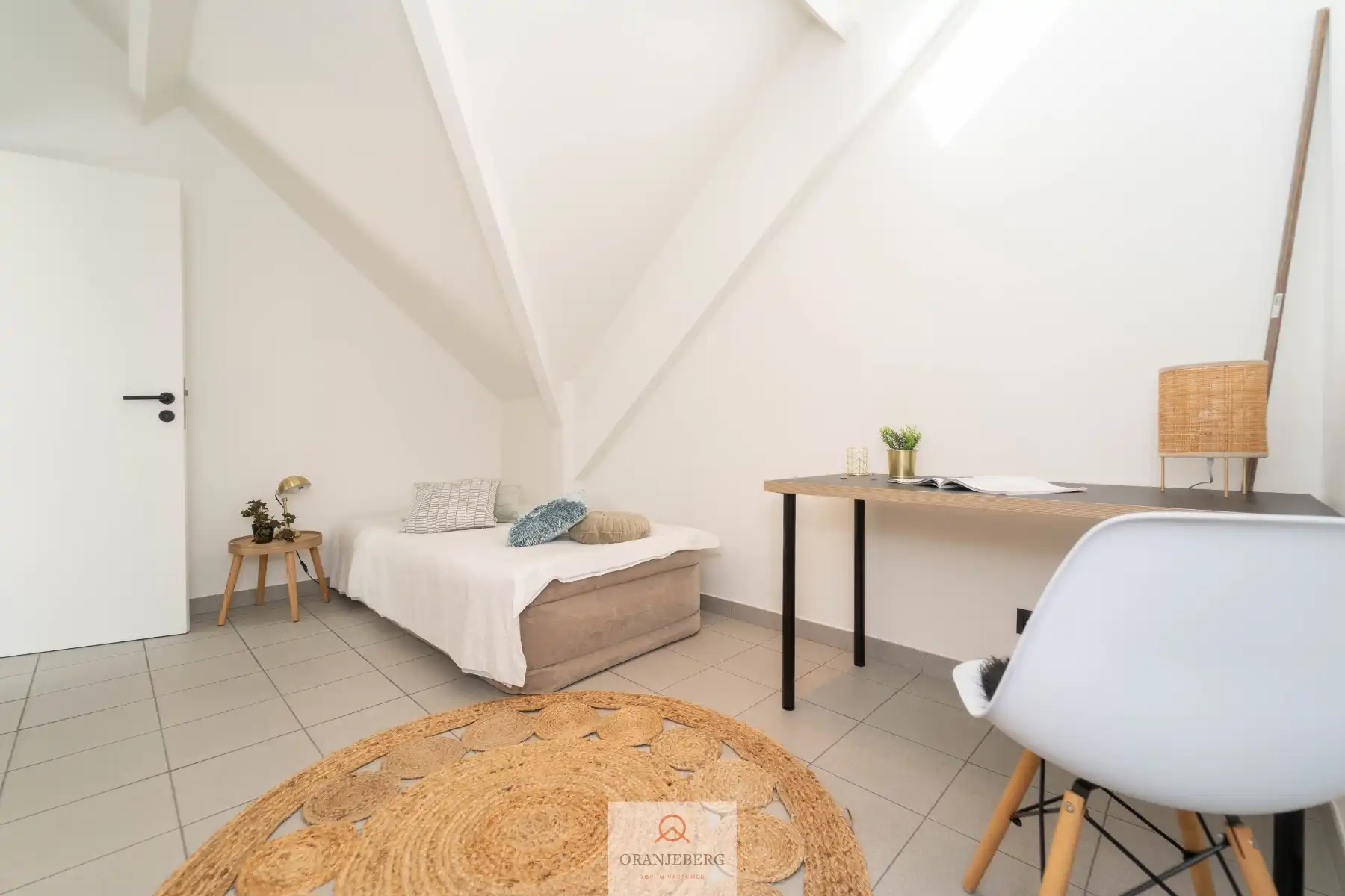 Gerenoveerd, lichtrijk 2 slpk-appartement met zonneterras foto 21