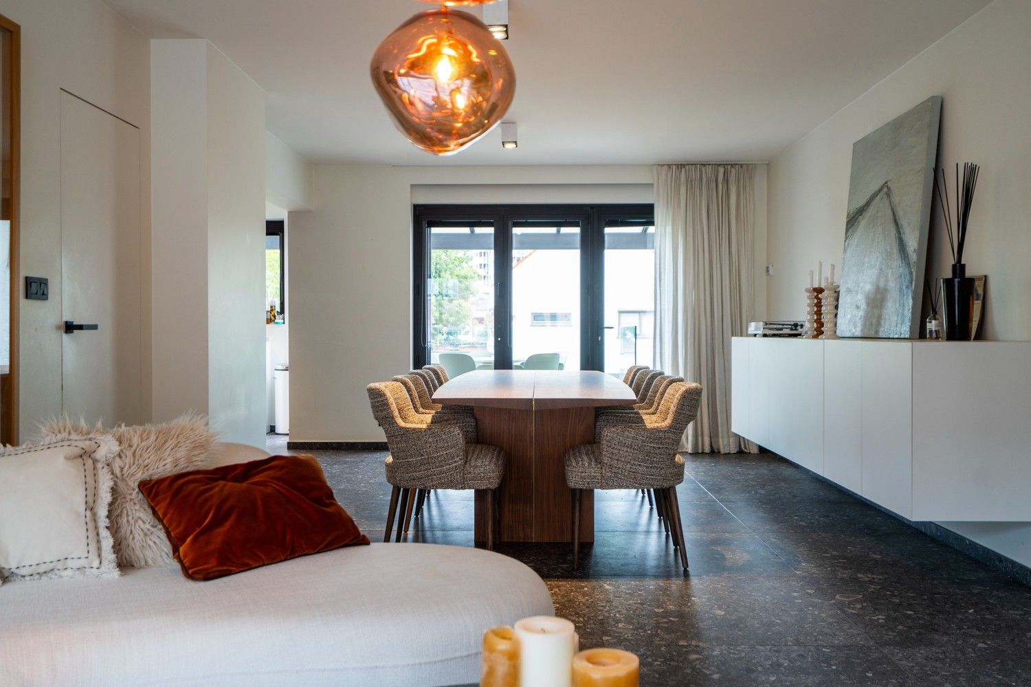 Modern, warm en instapklaar foto 5