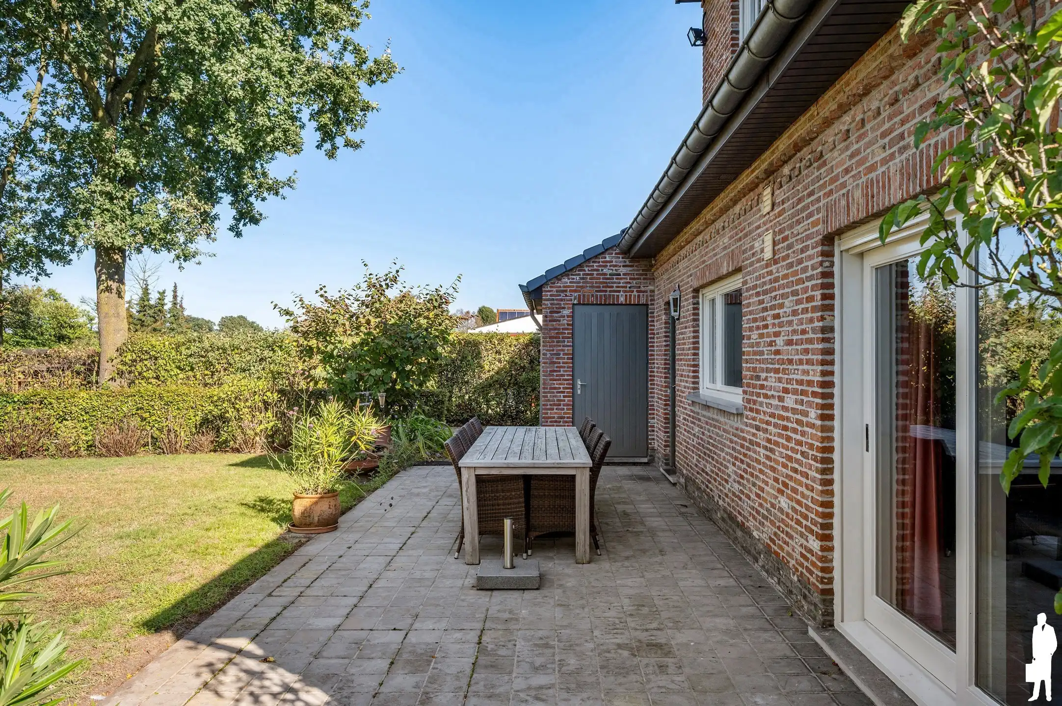 Ruime gezinswoning met 4 slaapkamers, polyvalente ruimte, vrijstaande garage met carport en open zicht in Nieuwmoer foto 32