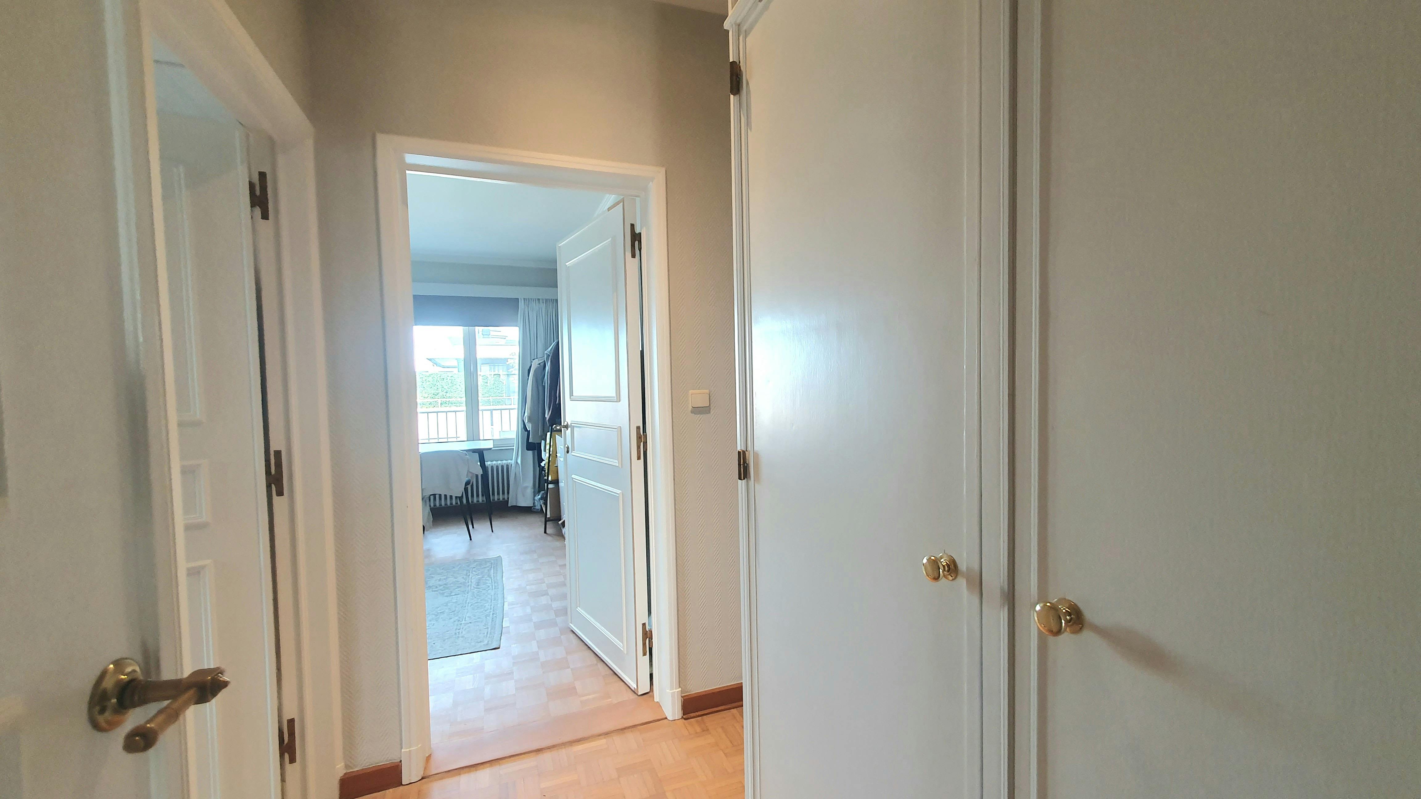 TE HUUR: 2 slaapkamer appartement inHasselt centrum  foto 8
