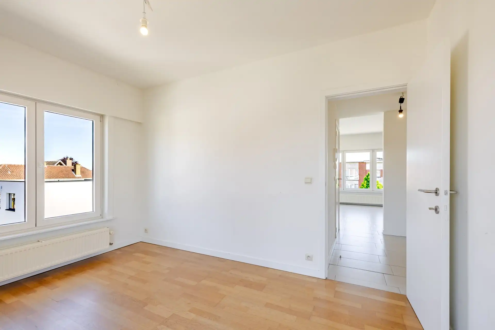 Instapklaar appartement met 2 slaapkamers op prachtige locatie! foto 15