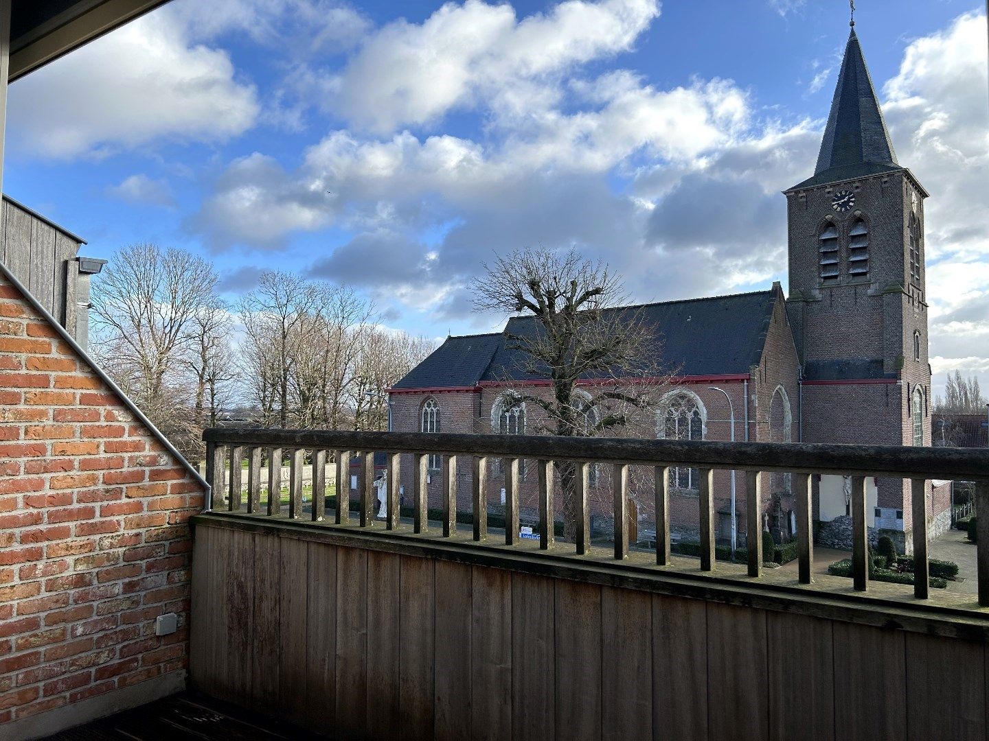 PRACHTIG DUPLEX APPARTEMENT MET 2 SLAAPKAMERS, GARAGEBOX EN AUTOSTAANPLAATS foto 9