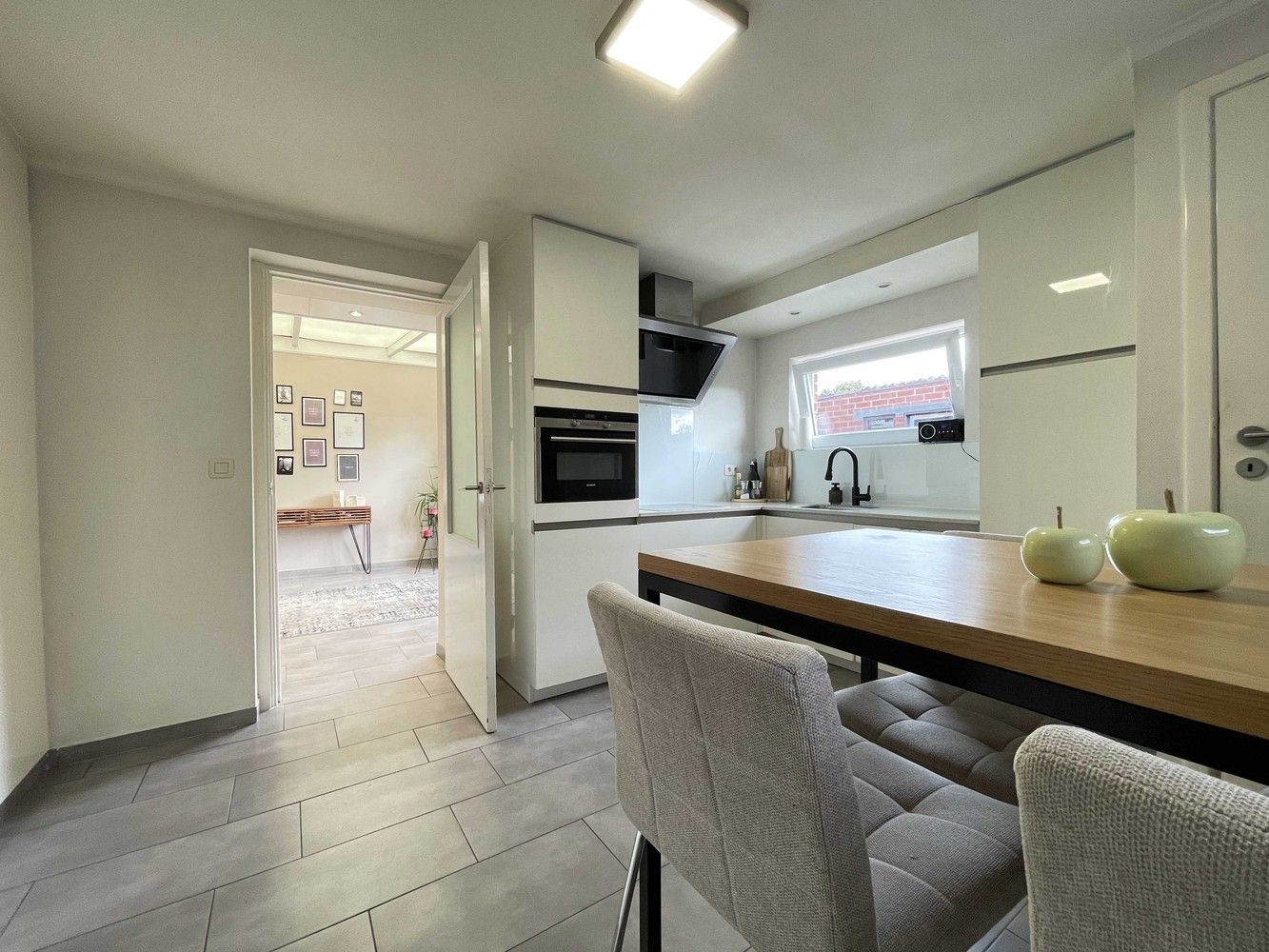 Instapklare gezinswoning met diepe tuin foto 5