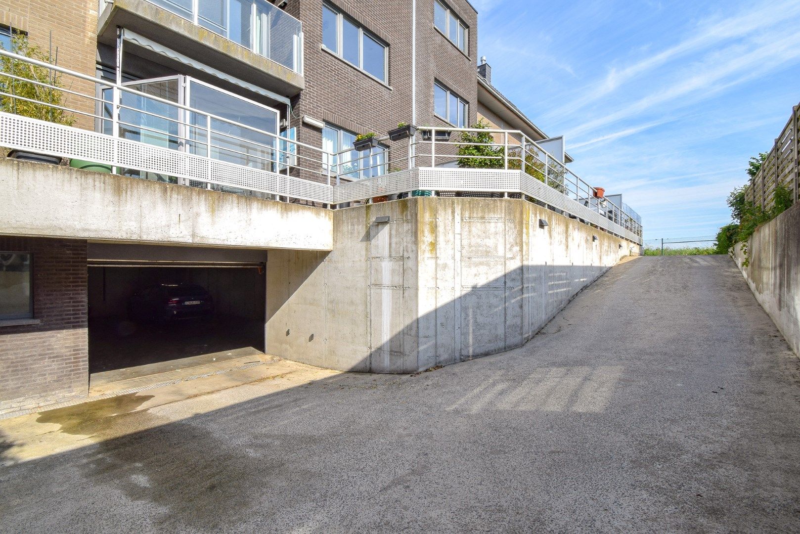 Instapklaar appartement met twee slaapkamers en prachtig zonneterras te Leffinge foto 14