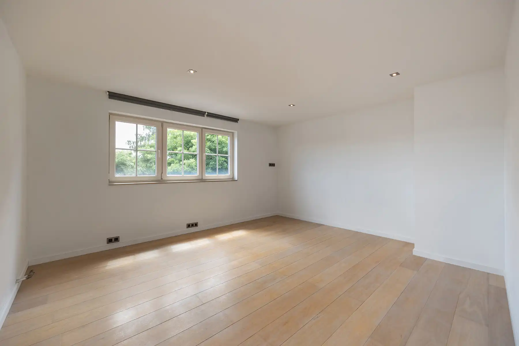 Uitstekend gelegen, ruime woning met zonnige tuin foto 5