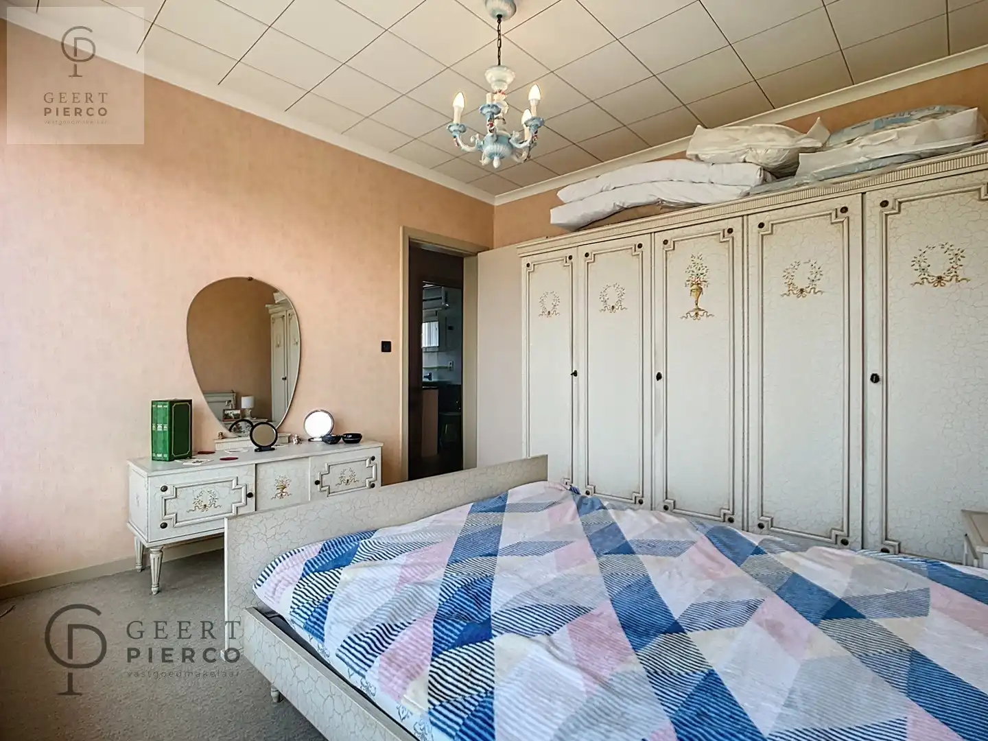 Leuke halfopen woonst op een topligging in Landen foto 15