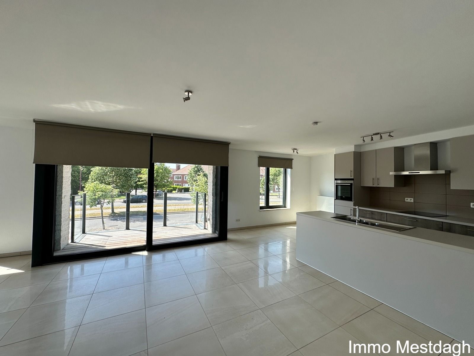 Recent appartement met 2 terrassen en staanplaats in centrum Diest foto 7