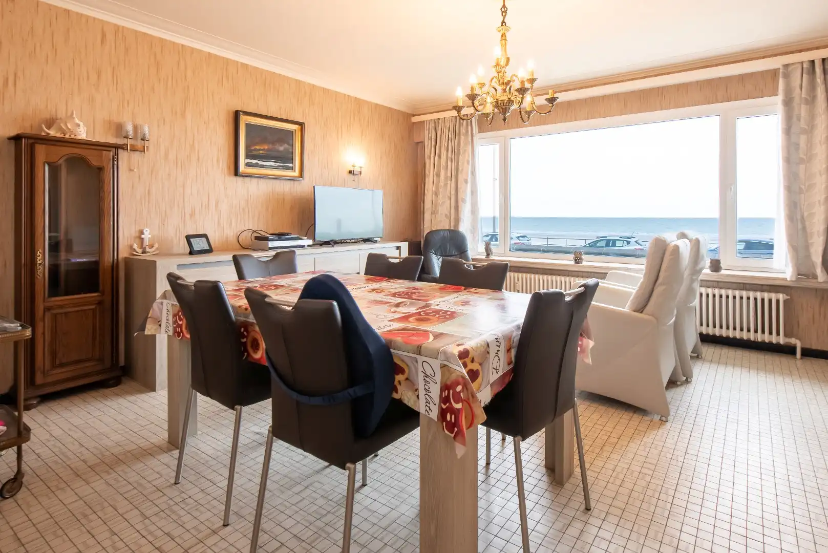 Ruim en lichtrijk 3-slaapkamerappartement op de zeedijk van Middelkerke, met een ongeëvenaard uitzicht op zee! foto 17