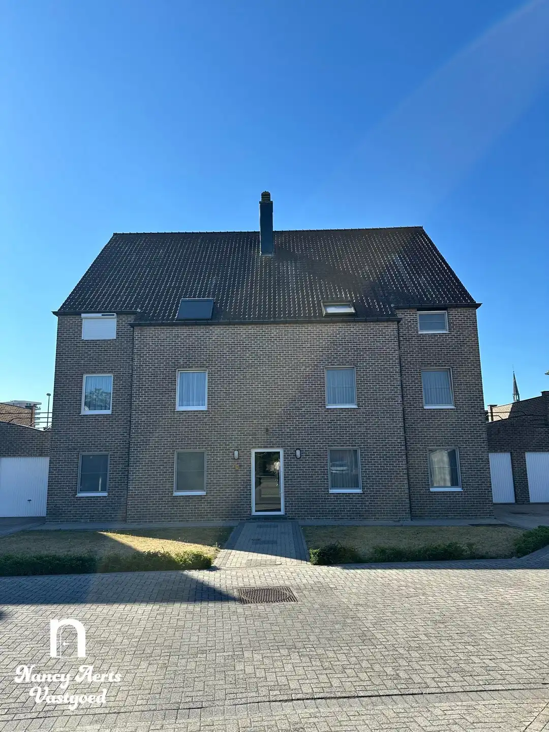 2-slaapkamerappartement met terras en carport in Beringen foto 18