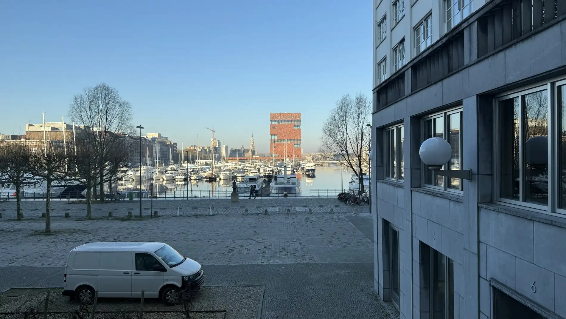 Exclusief kantoor te koop aan Eilandje in Antwerpen foto 18