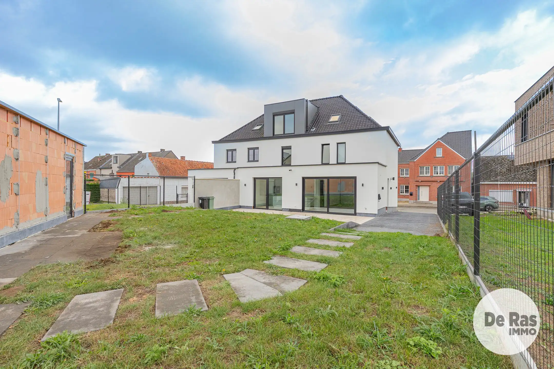SMETLEDE - GERENOVEERDE WONING MET 4 KAMERS EN 2 BADKAMERS foto 27