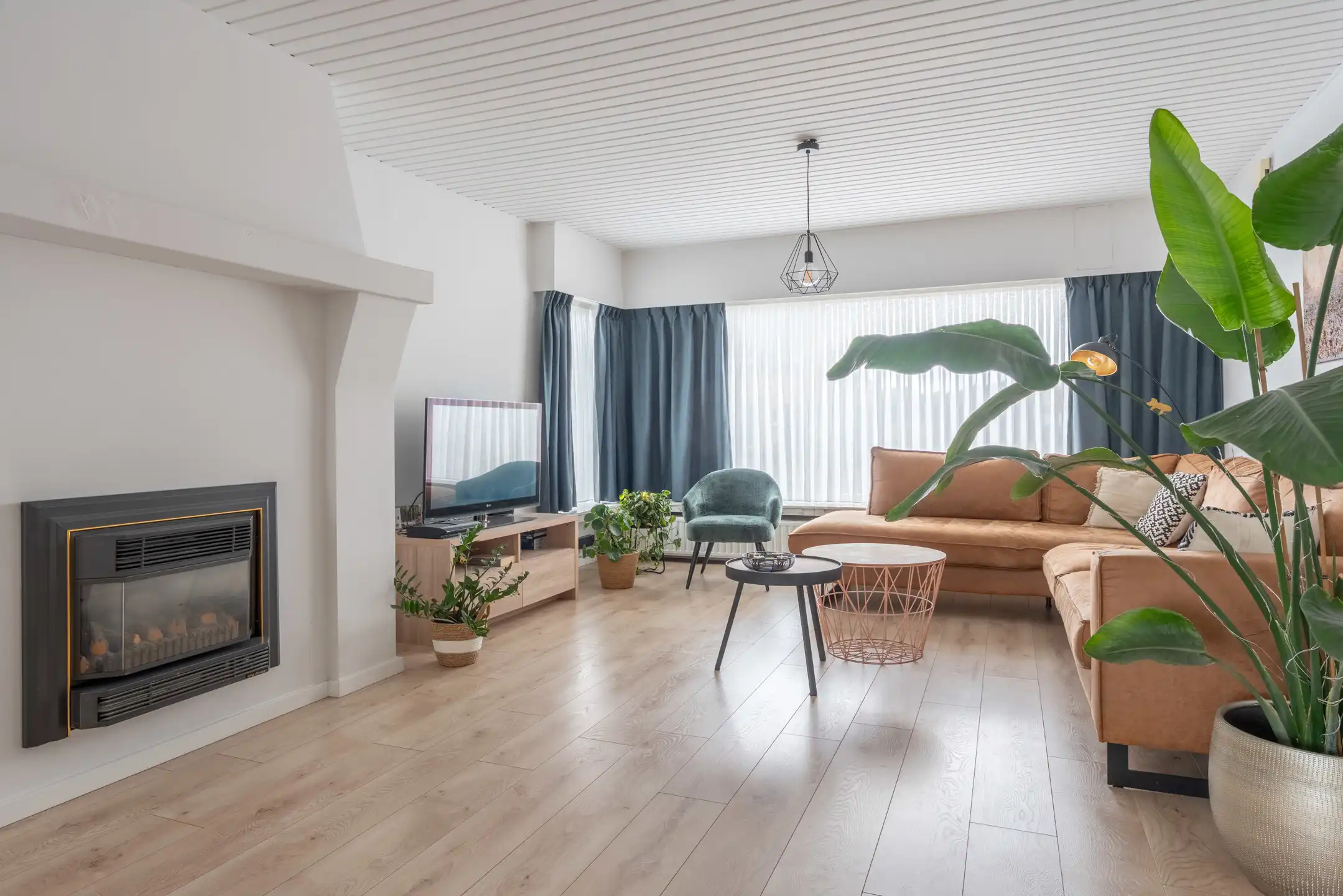 Woning met 6 slpks op 985m² perceel nabij centrum Merksplas. foto 5