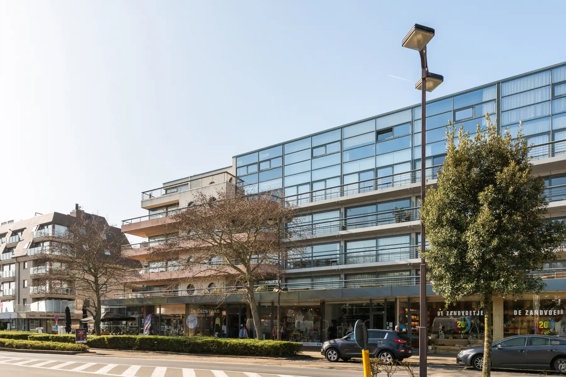 Instapklaar appartement in hartje Oostduinkerke-Bad foto 17