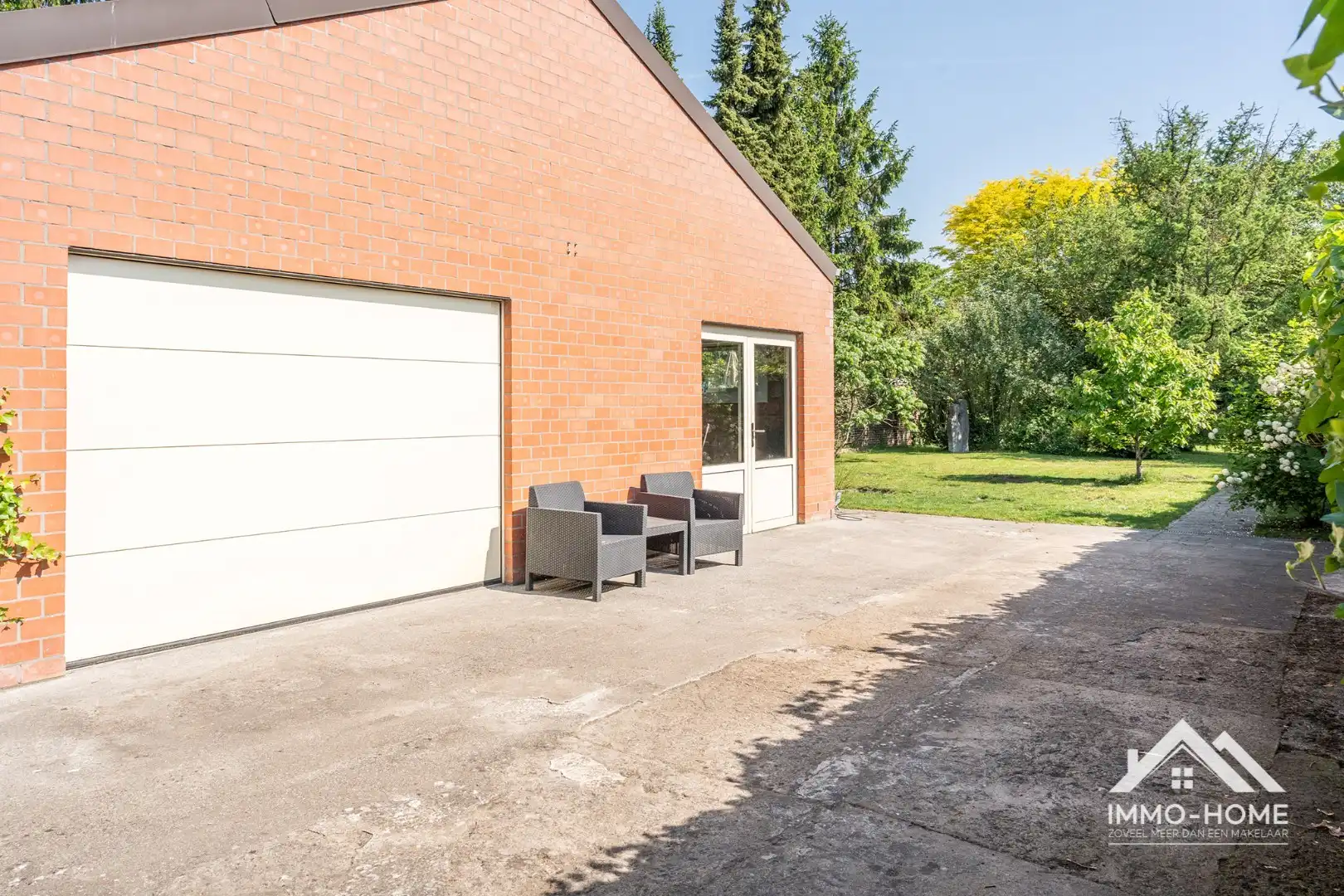 Instapklare woning met polyvalente ruimte en vrijstaande garage!  foto 5