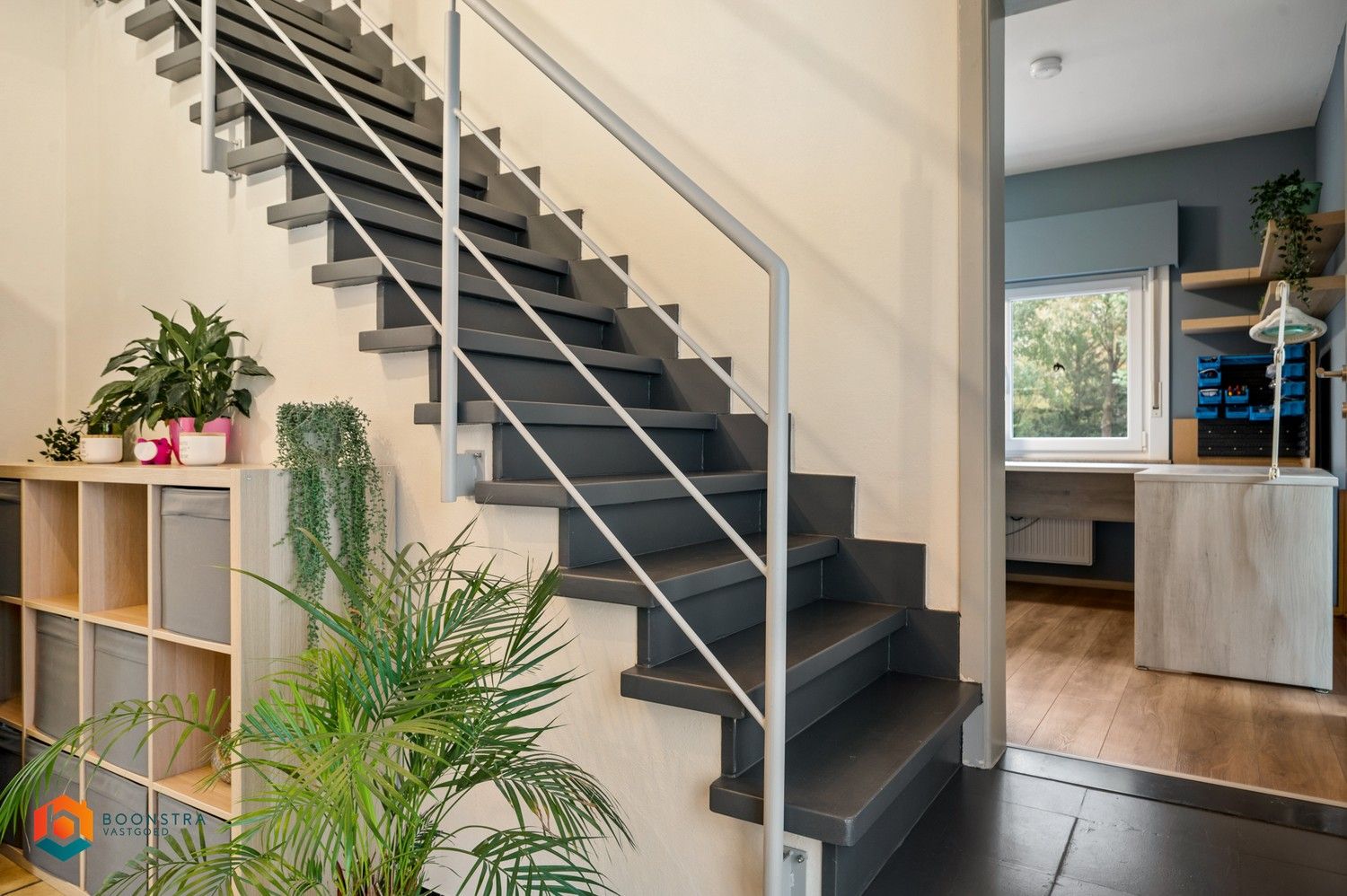 Leuke gezinswoning met 4 slpkrs en leuke tuin (1200 m²) foto 9