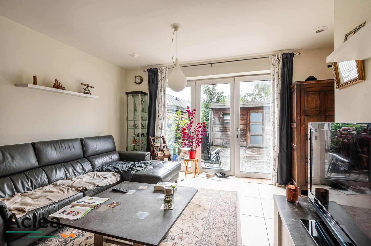 Recente woning in een rustige wijk met 3 slpks! foto 10