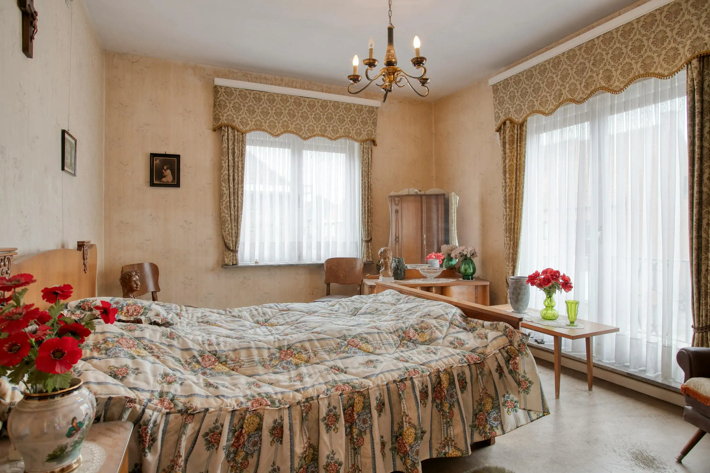 Karaktervolle woning te Izegem  foto 10