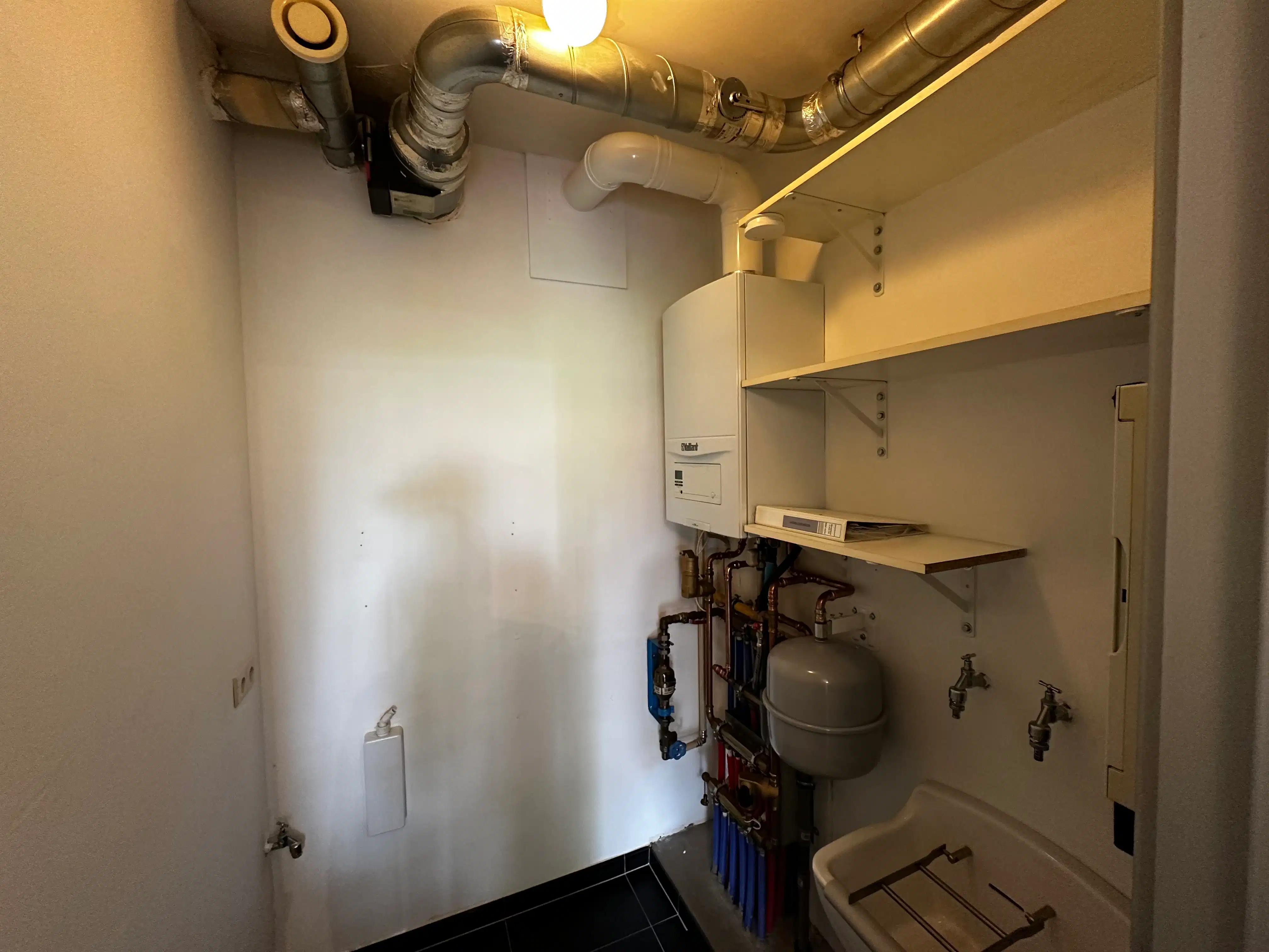 Mooi onderhouden 2 slaapkamers appartement in centrum Aalter foto 8
