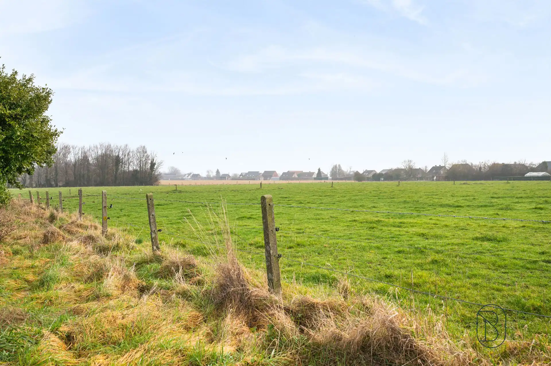 Volledig te renoveren woning, veel potentieel! foto 7