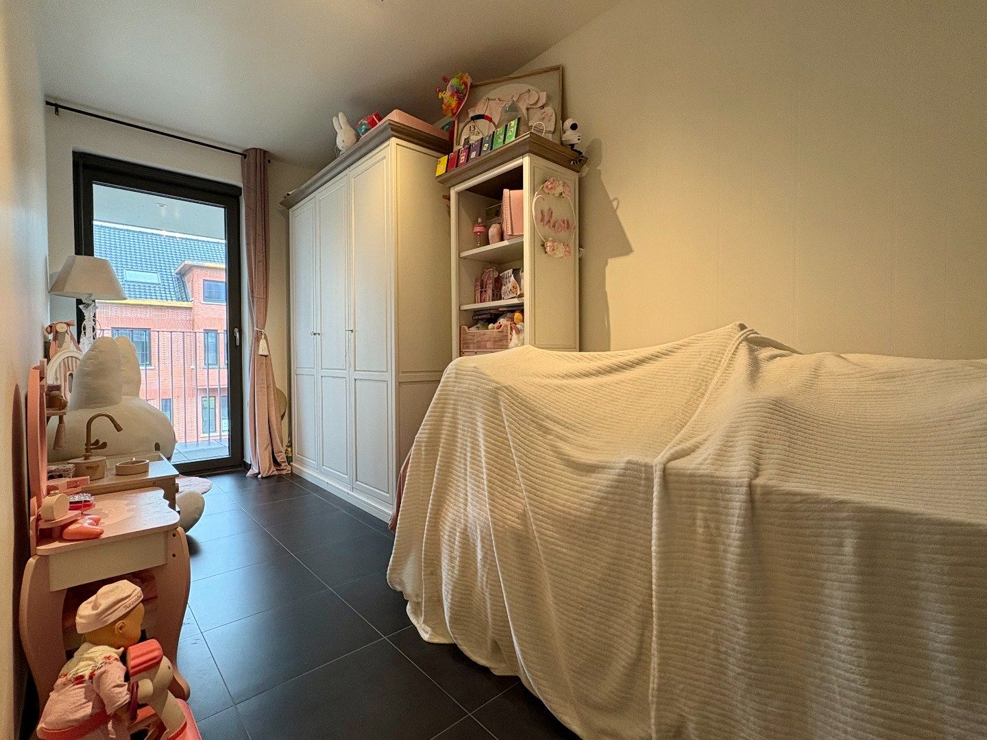 Tweeslaapkamer appartement met uitzonder terras en verzicht. foto 13