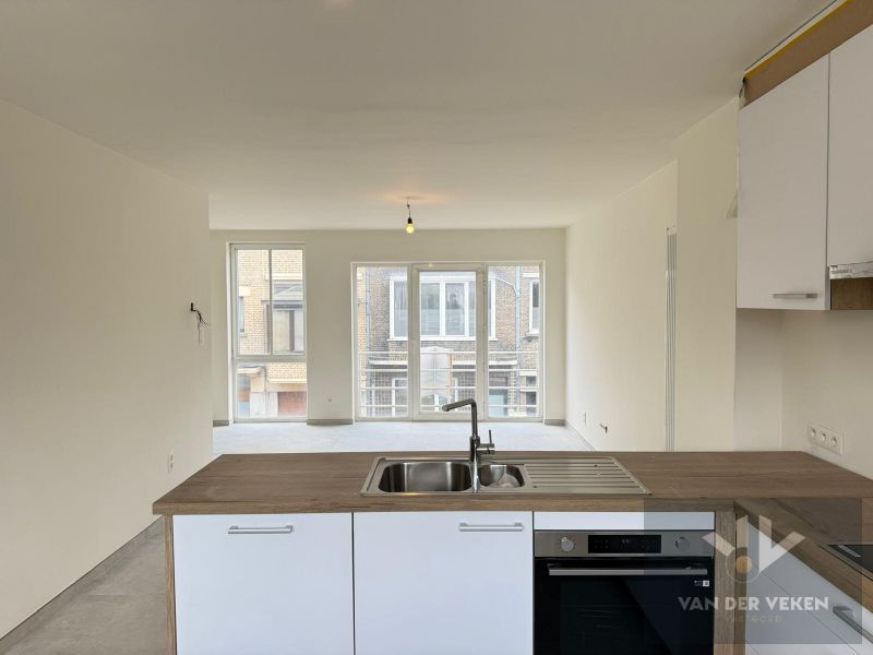 Gerenoveerde charmante bel-etagewoning op wandelafstand van het centrum foto 4