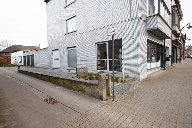 Te renoveren starterswoning nabij het centrum van Haaltert foto 2