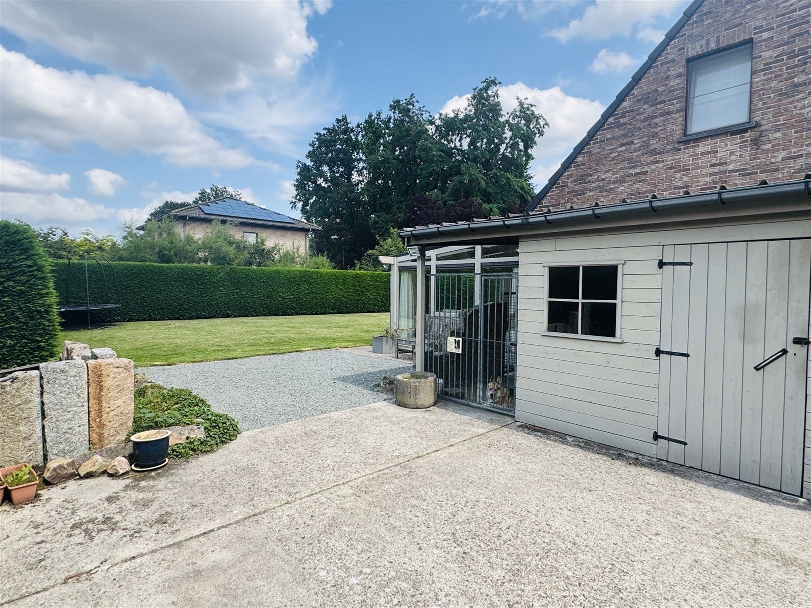 Ruime open bebouwing met grote tuin & bijgebouwen in Stekene foto 22