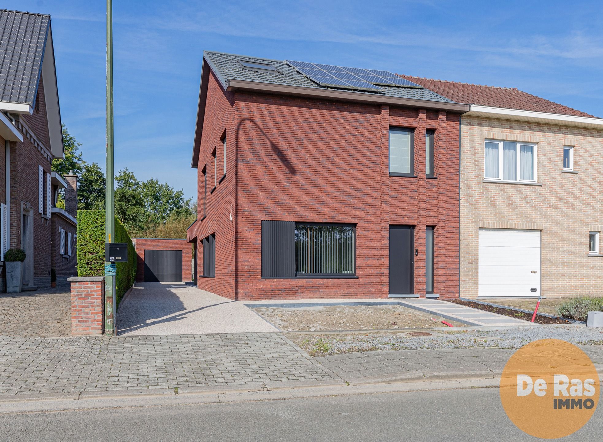 WANZELE - Prachtige gezinswoning met 4 slpks, tuin en garage foto 1