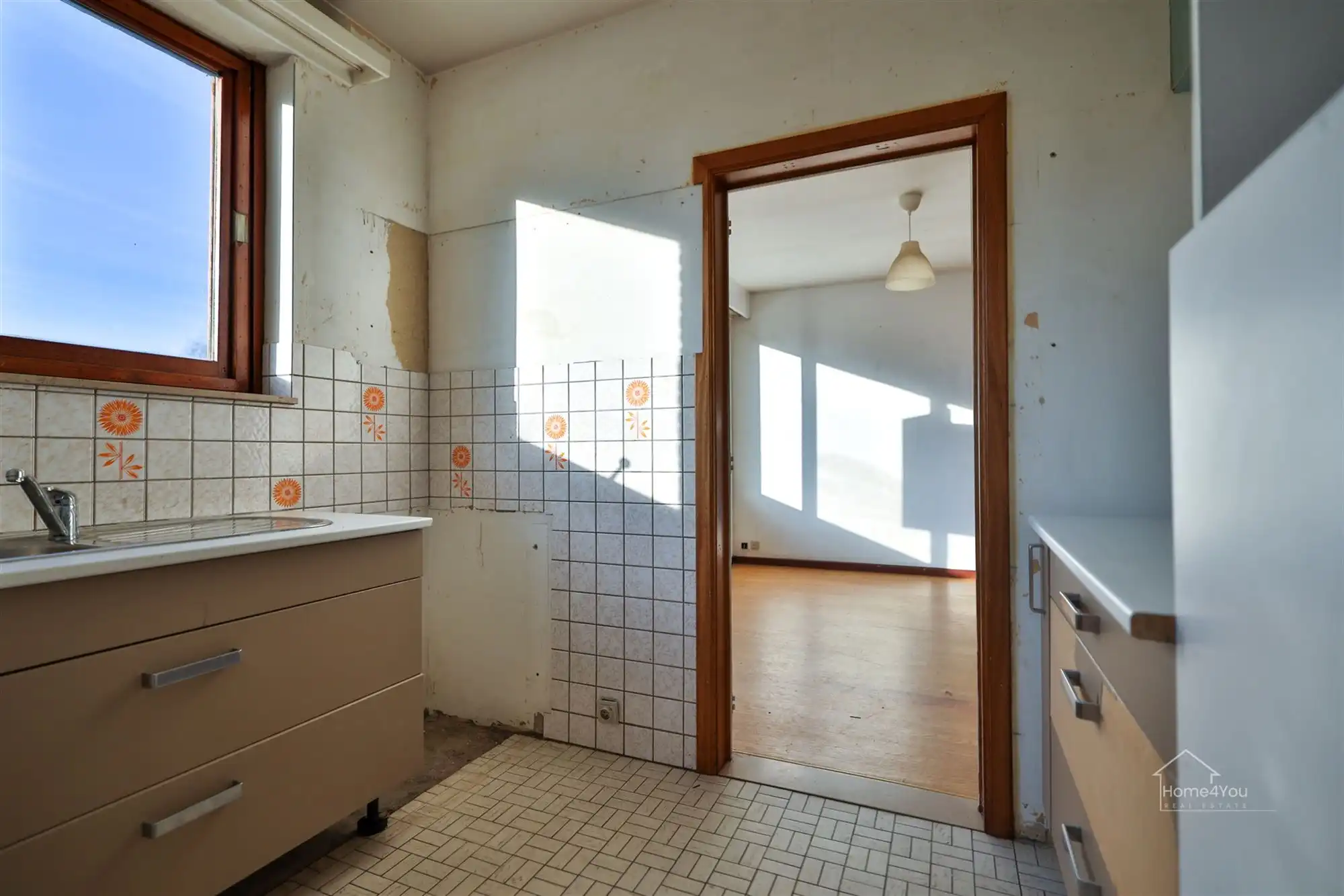 Opbrengsteigendom met 2 vergunde app. en garages foto 19