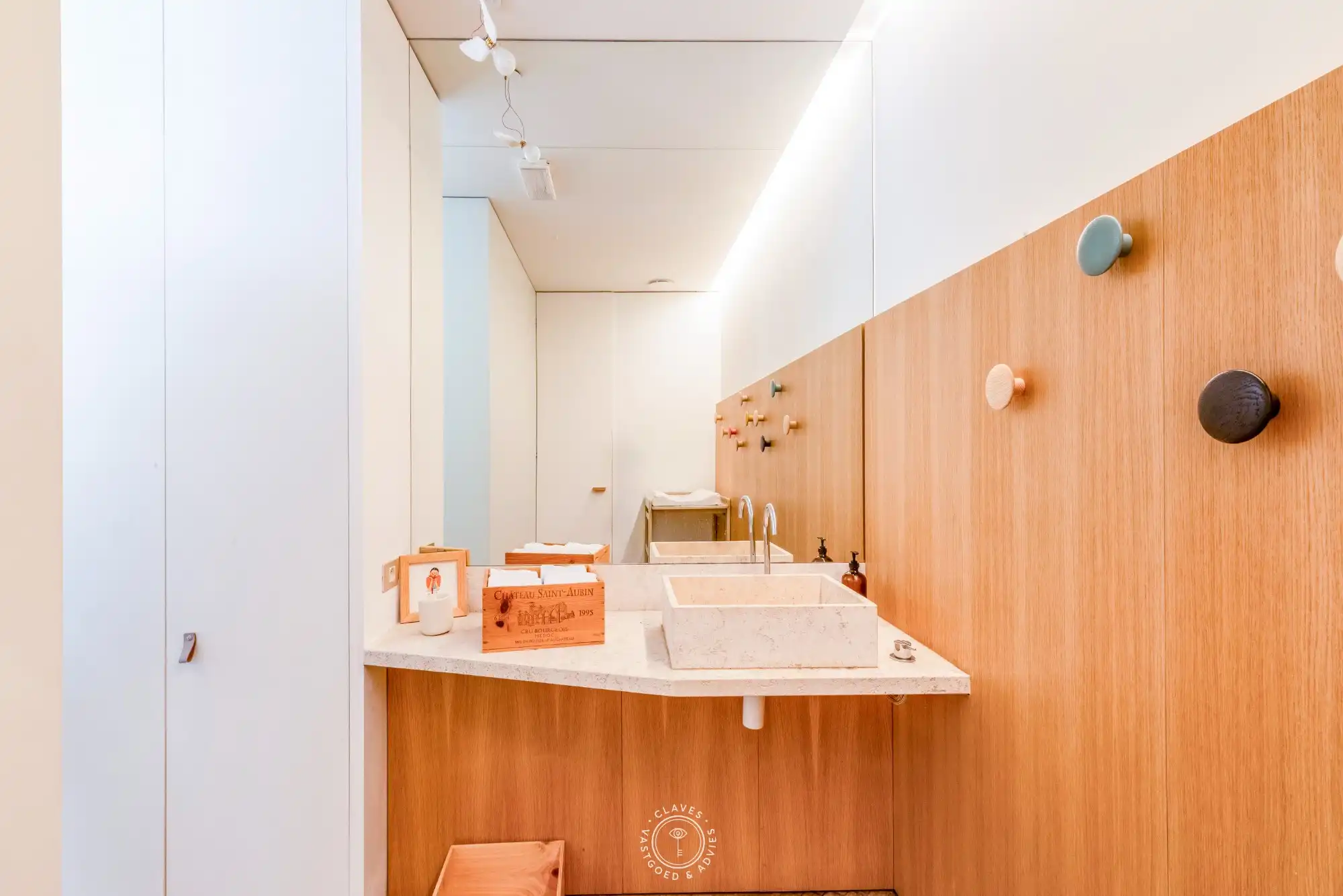 Veelzijdig en instapklaar handelspand met veel potentieel op een topligging foto 10