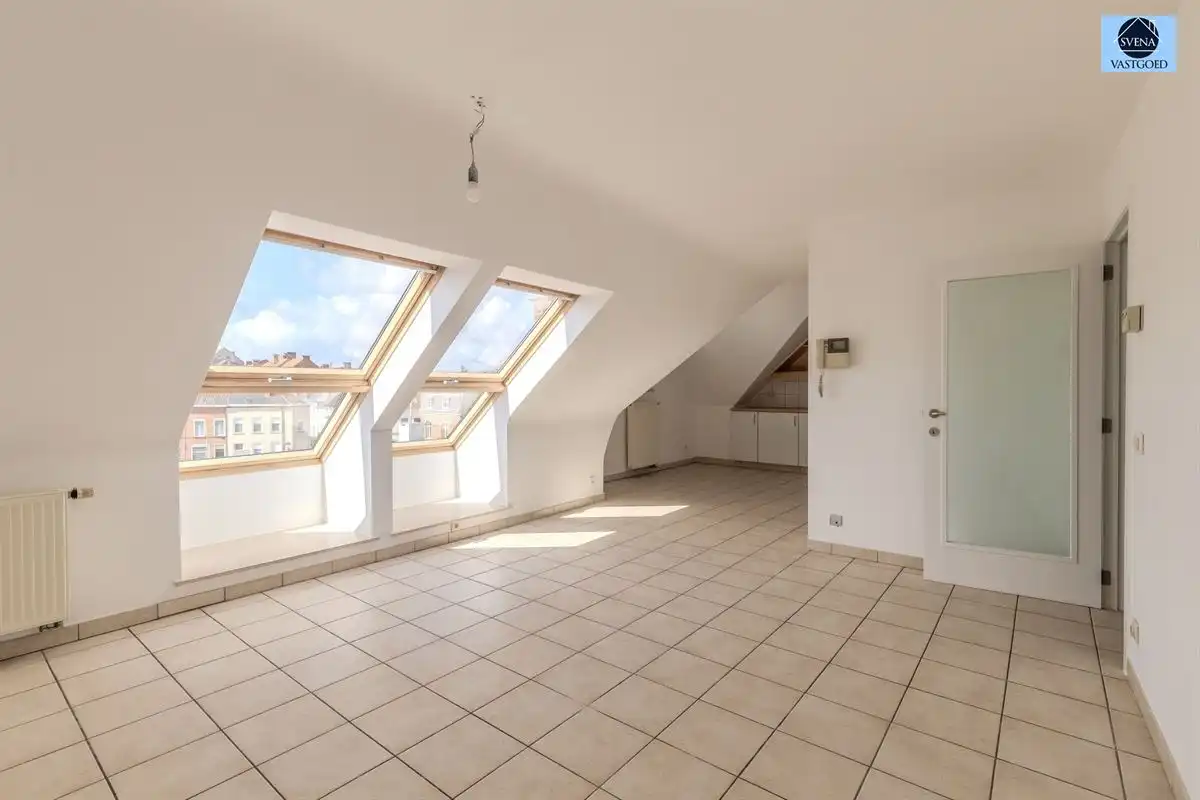 LICHTRIJK APPARTEMENT MET 2 SLAAPKAMERS IN CENTRUM GERAARDSBERGEN foto 7