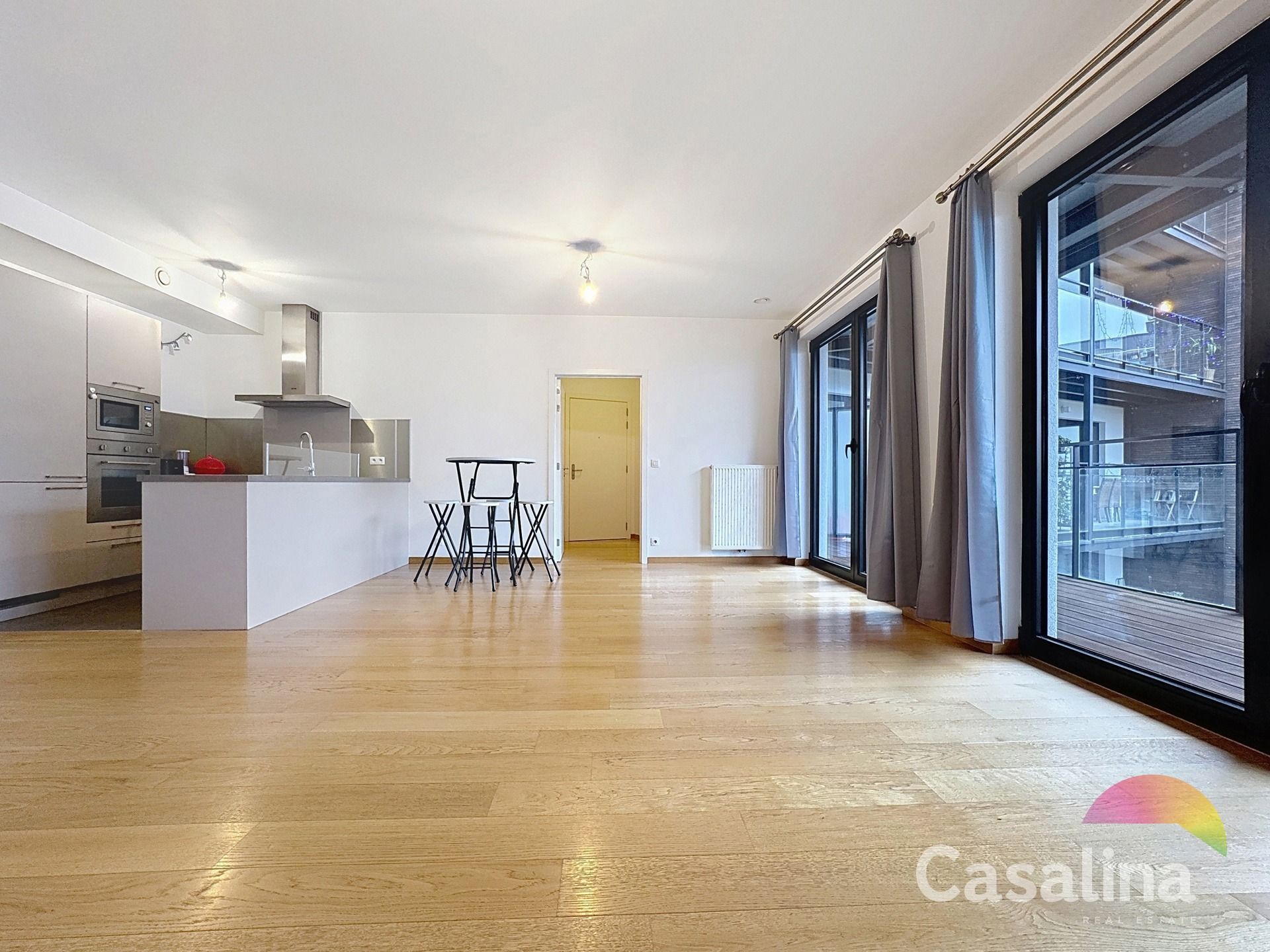 Prachtig 3-slaapkamerapp. met terras en parking (EPC: A-) foto 6