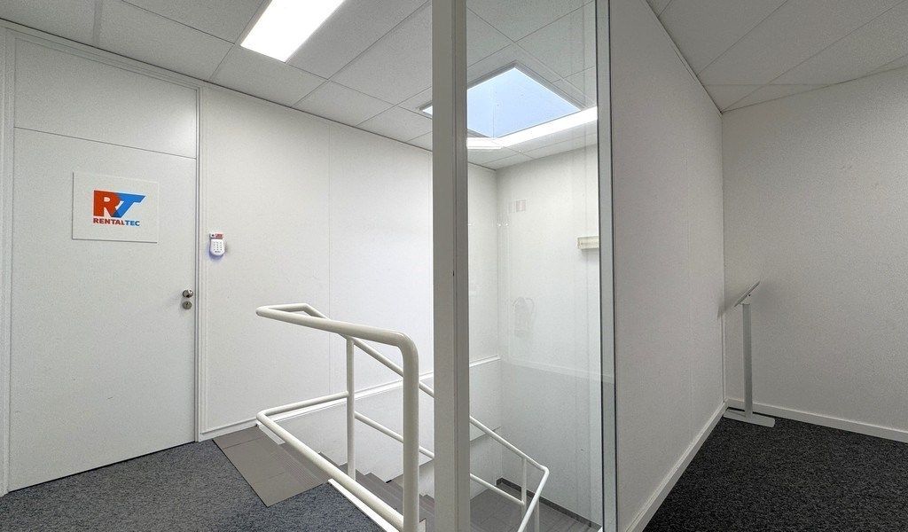 Instapklaar kantoor te huur in industriezone Mechelen-Noord  foto 13