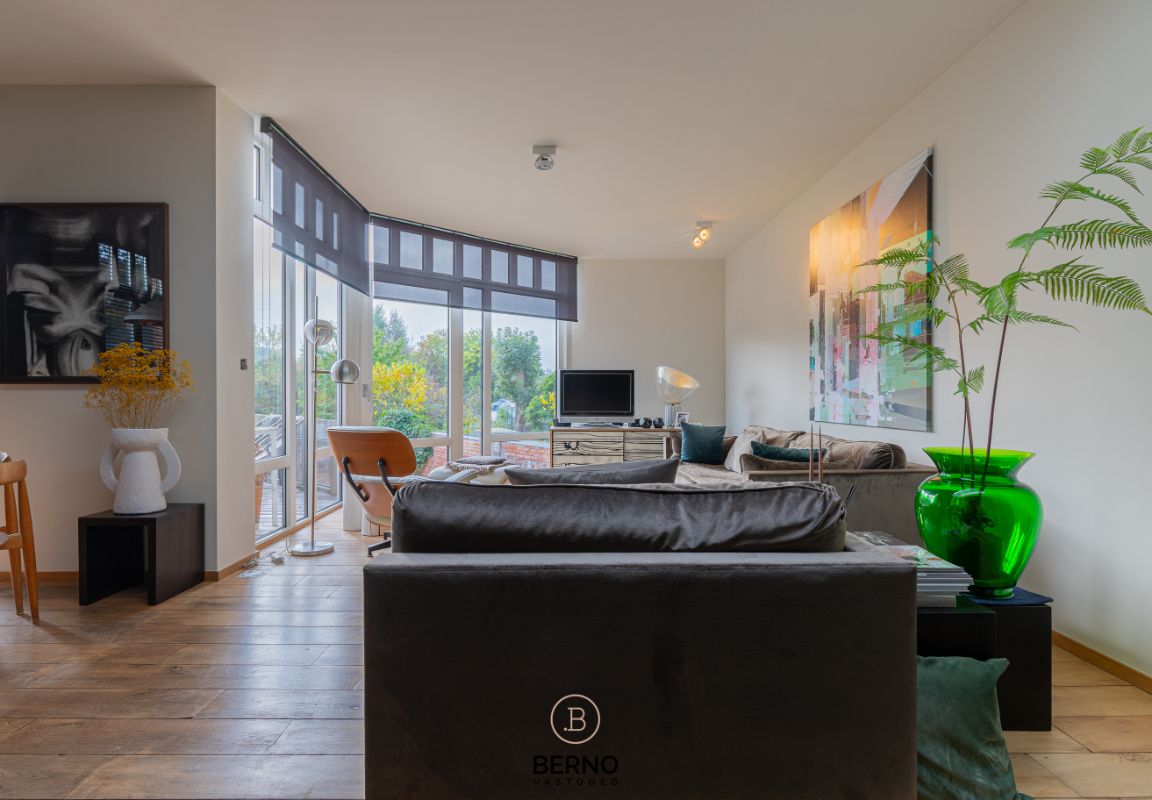 Karakterwoning aan de rand van Dendermonde centrum foto 4