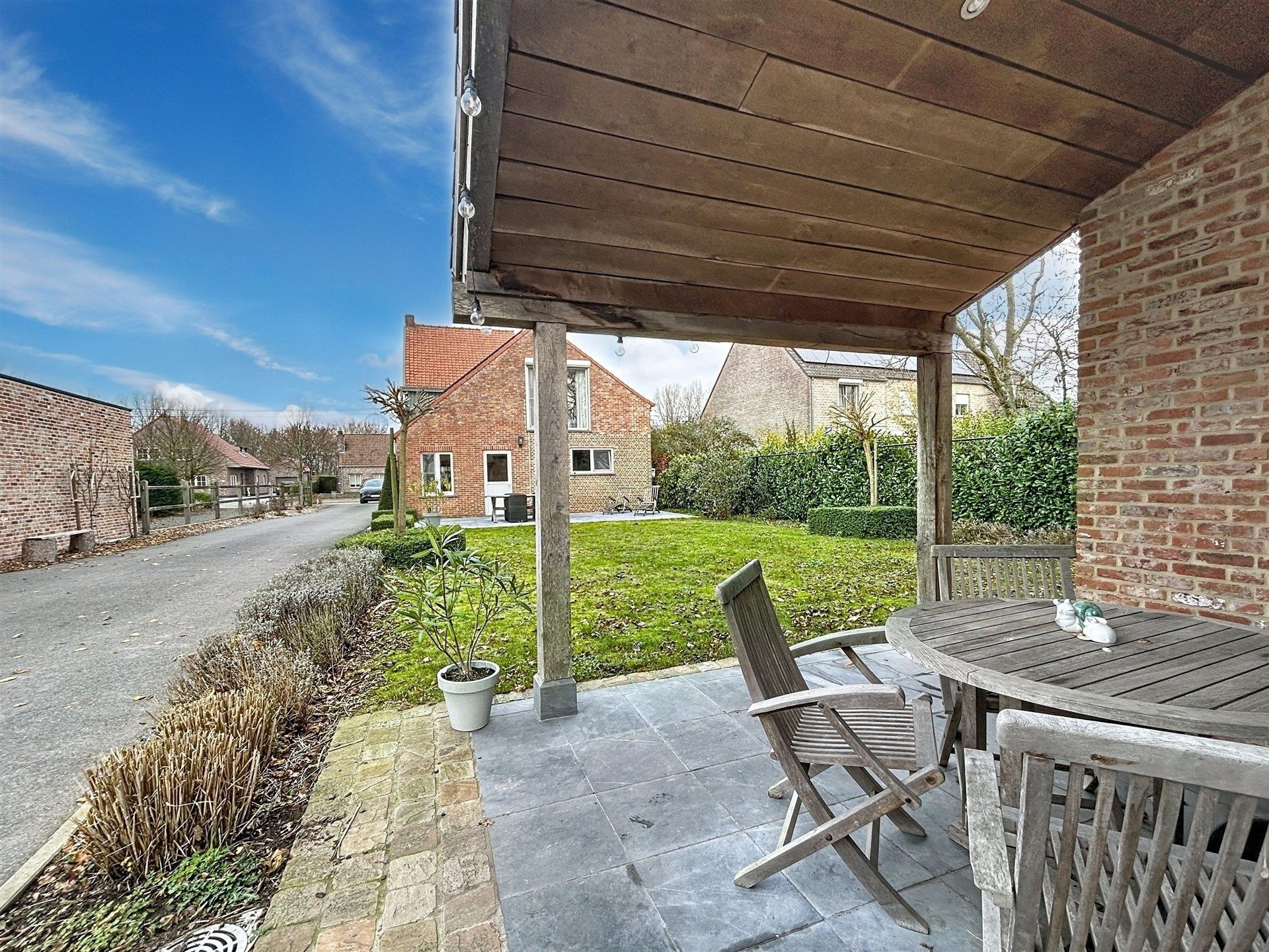 Open bebouwing met 4 slaapkamers op 3550m² foto 12