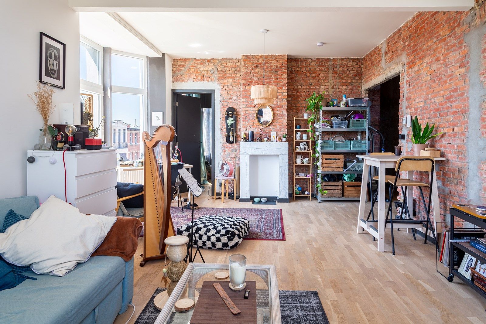Lichtrijk hoek appartement met karakter!  foto 4