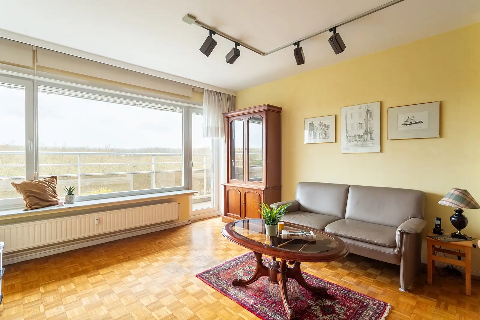 Lichtrijk appartement met 2 slaapkamers foto 8