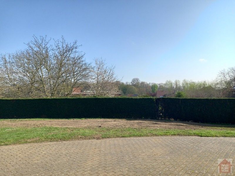 Ruime gezinswoning met 5 slaapkamers en dubbele garage in het landelijke Bunsbeek foto 6