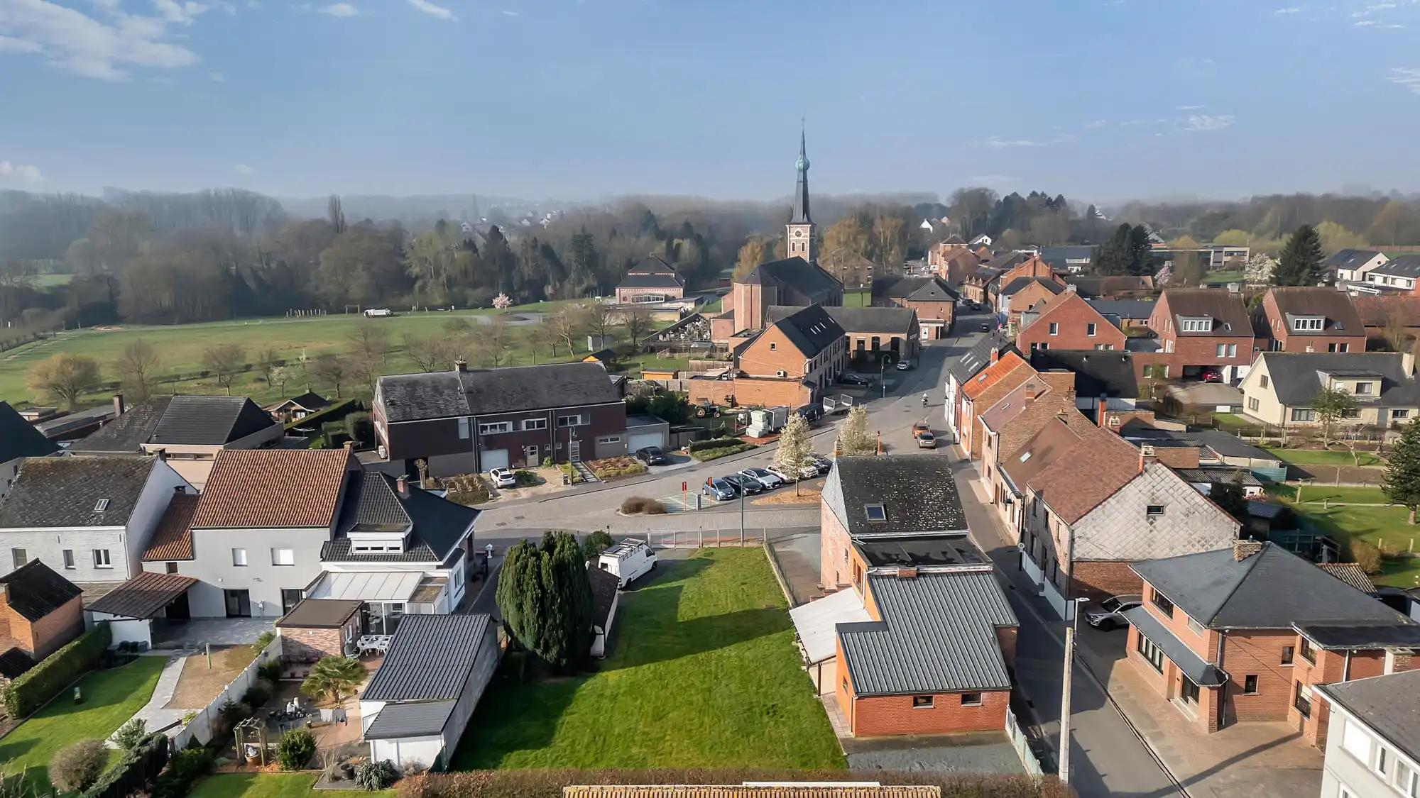 Projectgrond in het hart van Strijtem foto 2