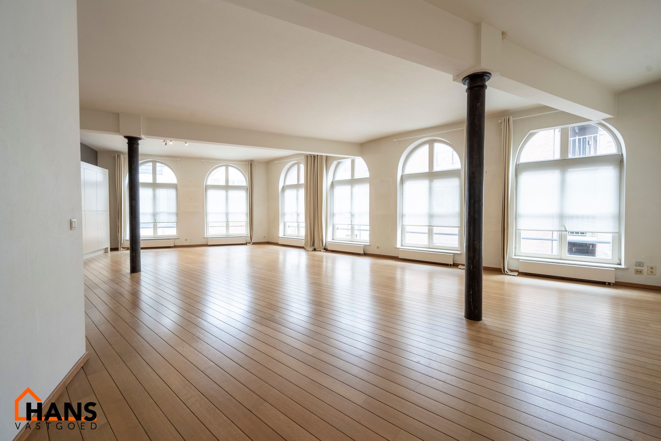 Luxueus appartement in een historisch gebouw in hartje Antwerpen. foto 5