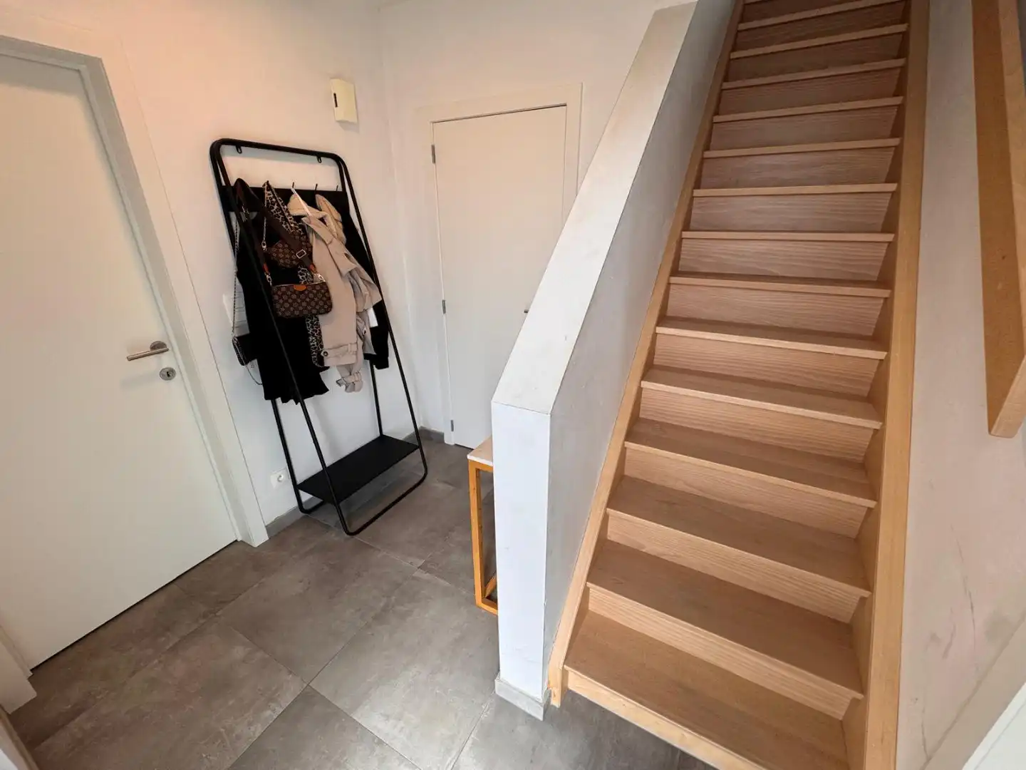 Gezellige woning met 4 slaapkamers in rustige Klerken! foto 2