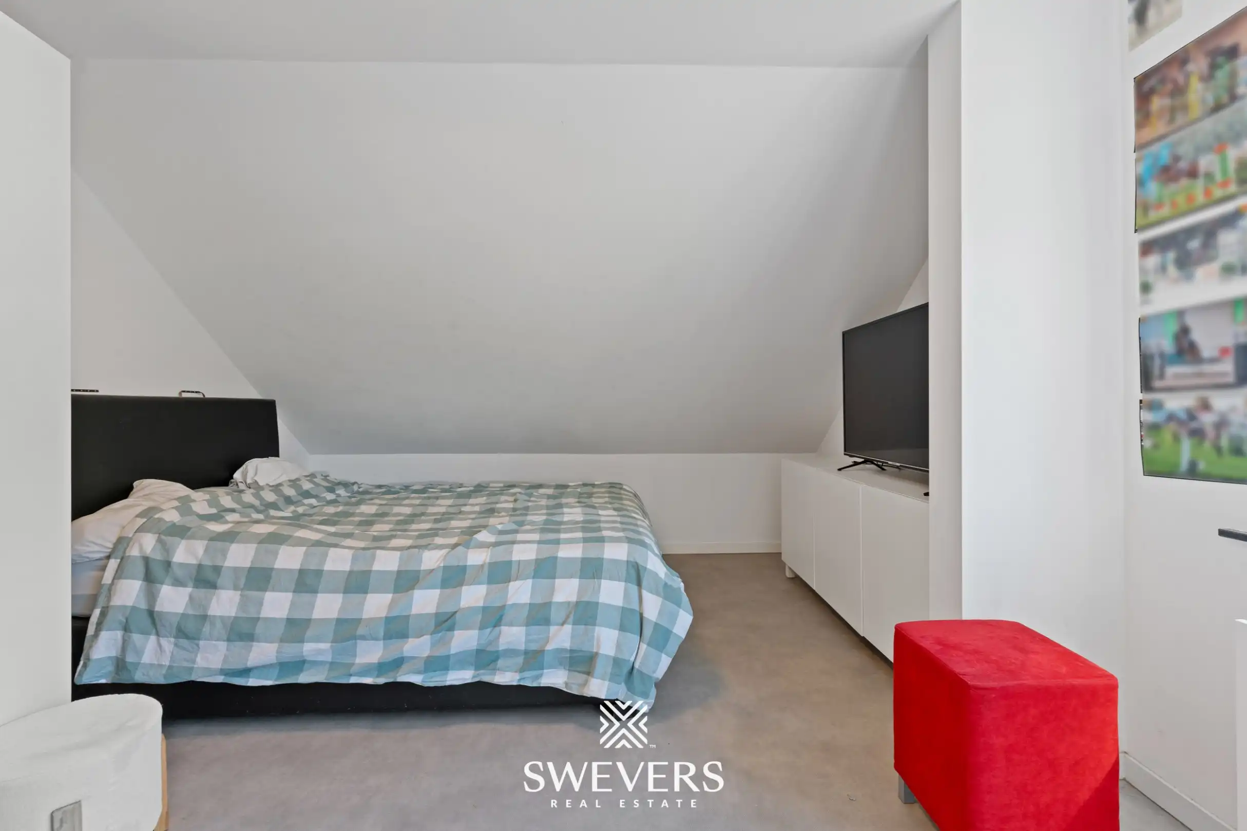 Ruime open bebouwing met 6 slaapkamers op groen perceel van 71 are foto 21