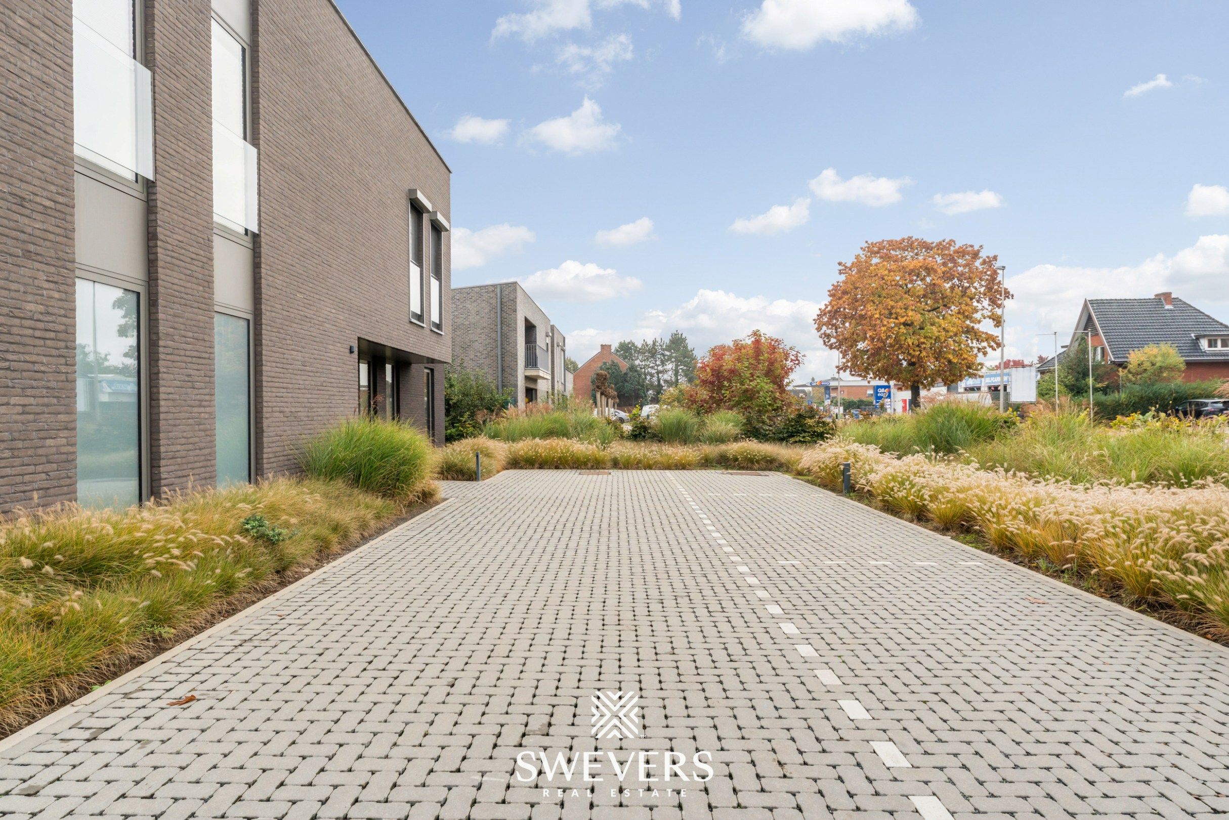 Stijlvol, gelijkvloers en instapklaar appartement (208 m²) mét private tuin en private kelder vlakbij Zolder-centrum foto 33