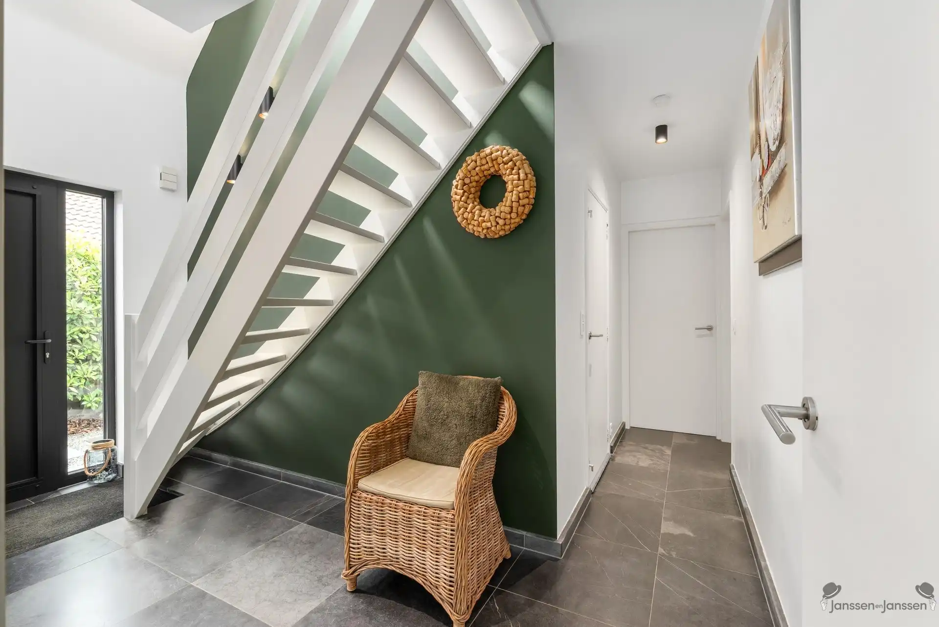 Moderne en lichtrijke woning op 600m² nabij centrum Brecht foto 14