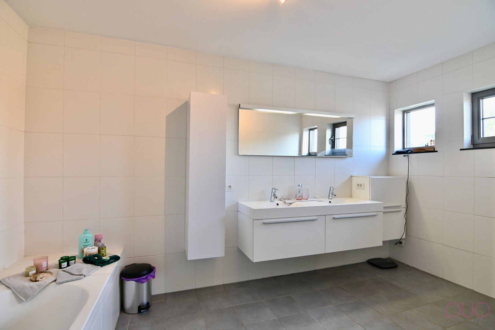 Knappe instapklare villawoning met vijf slaapkamers, verwarmd zwembad op 21a59ca foto 17