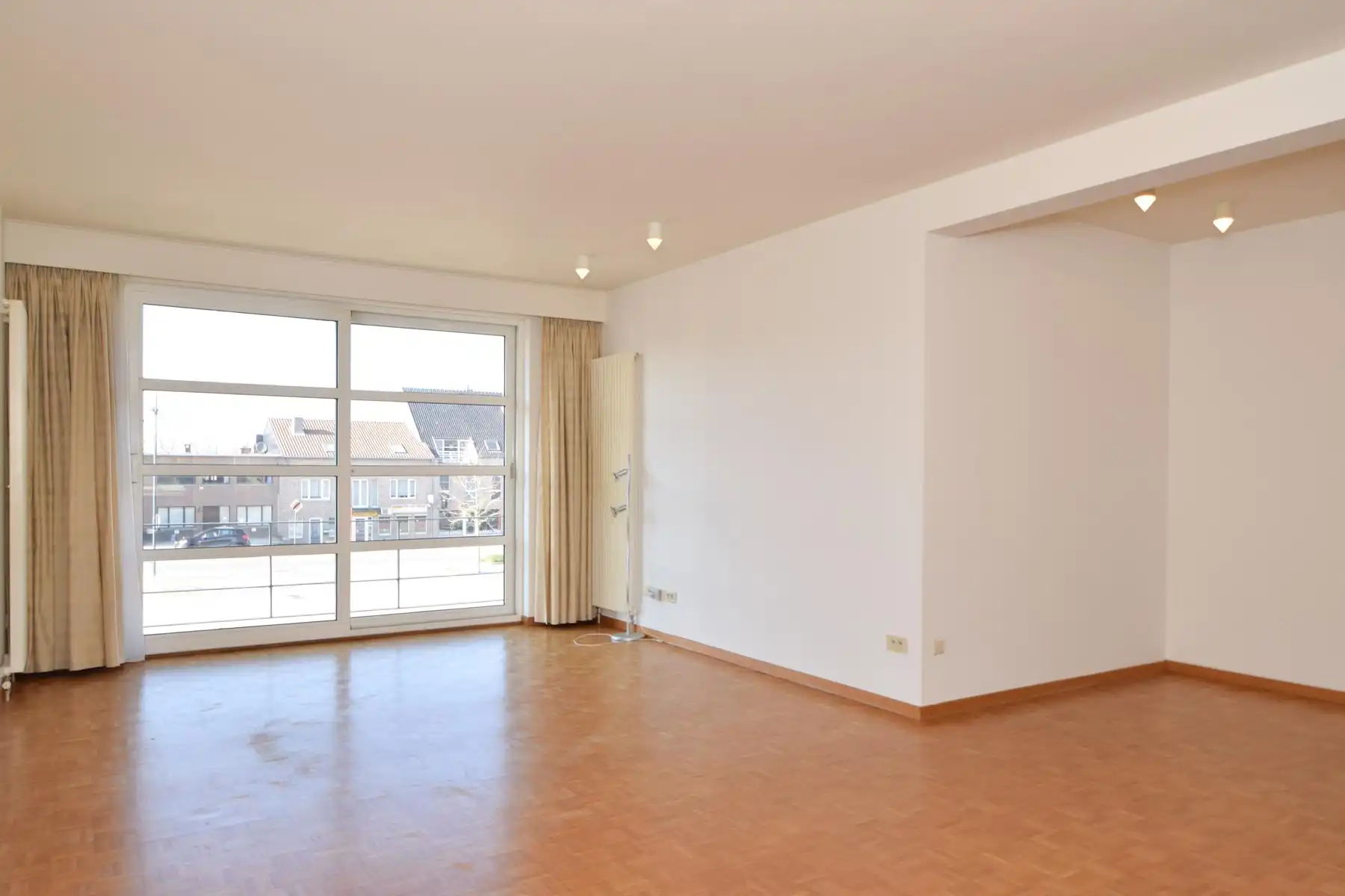 Comfortabel appartement met 3 slaapkamers foto 2